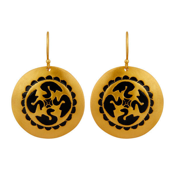 Leda Earring in Black Shutter