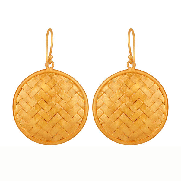 Petite Rattan Earrings in Painted Gold